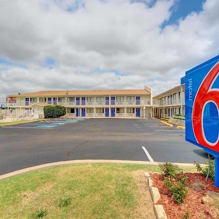 Motel 6 - Oklahoma City Airport Ngoại thất bức ảnh