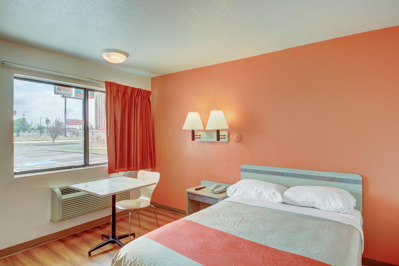 Motel 6 - Oklahoma City Airport Phòng bức ảnh
