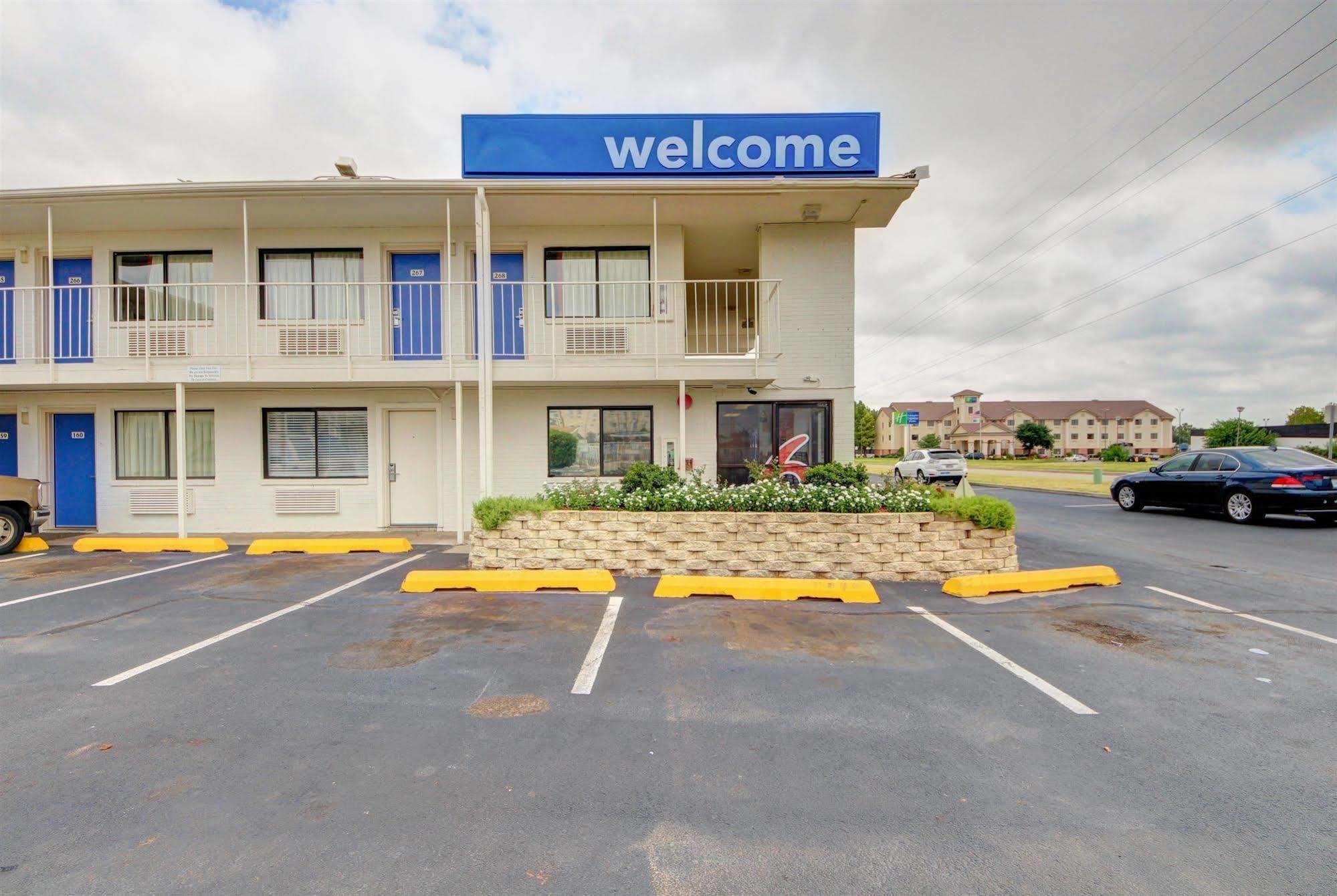 Motel 6 - Oklahoma City Airport Ngoại thất bức ảnh