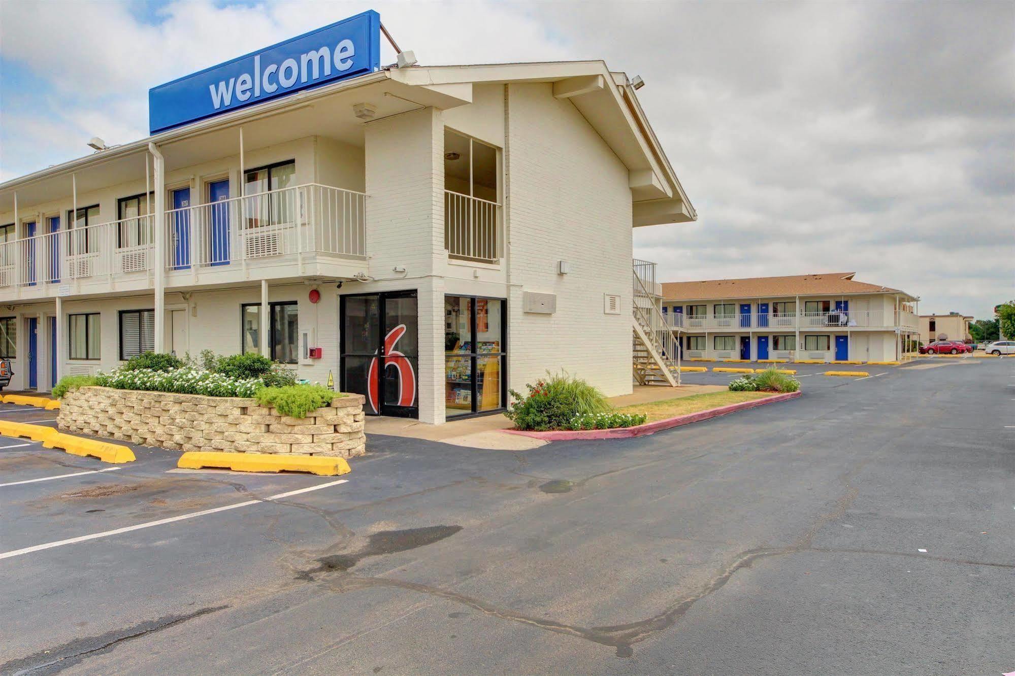 Motel 6 - Oklahoma City Airport Ngoại thất bức ảnh