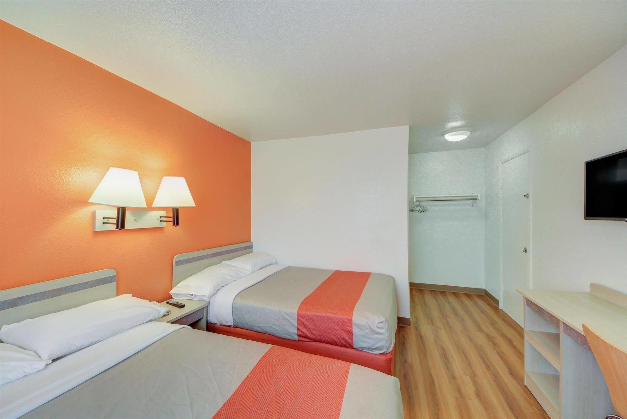 Motel 6 - Oklahoma City Airport Ngoại thất bức ảnh